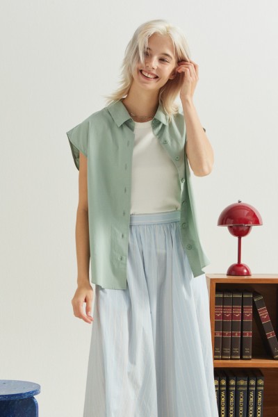 Relaxed Collared Poplin Vest