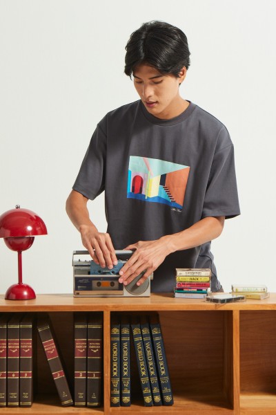 Atlas Kind Anniversary Uni-Tee