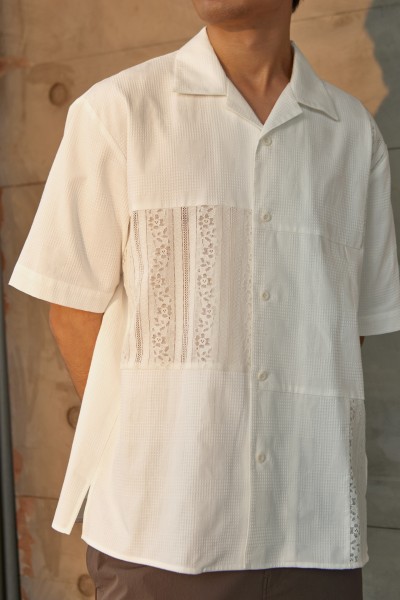 [GW Exclusive] OAK Script Japanese Crochet Panelled Shirt